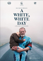 A_white__white_day